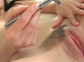 Pubic aubrey hair shaving pretty petite vagina